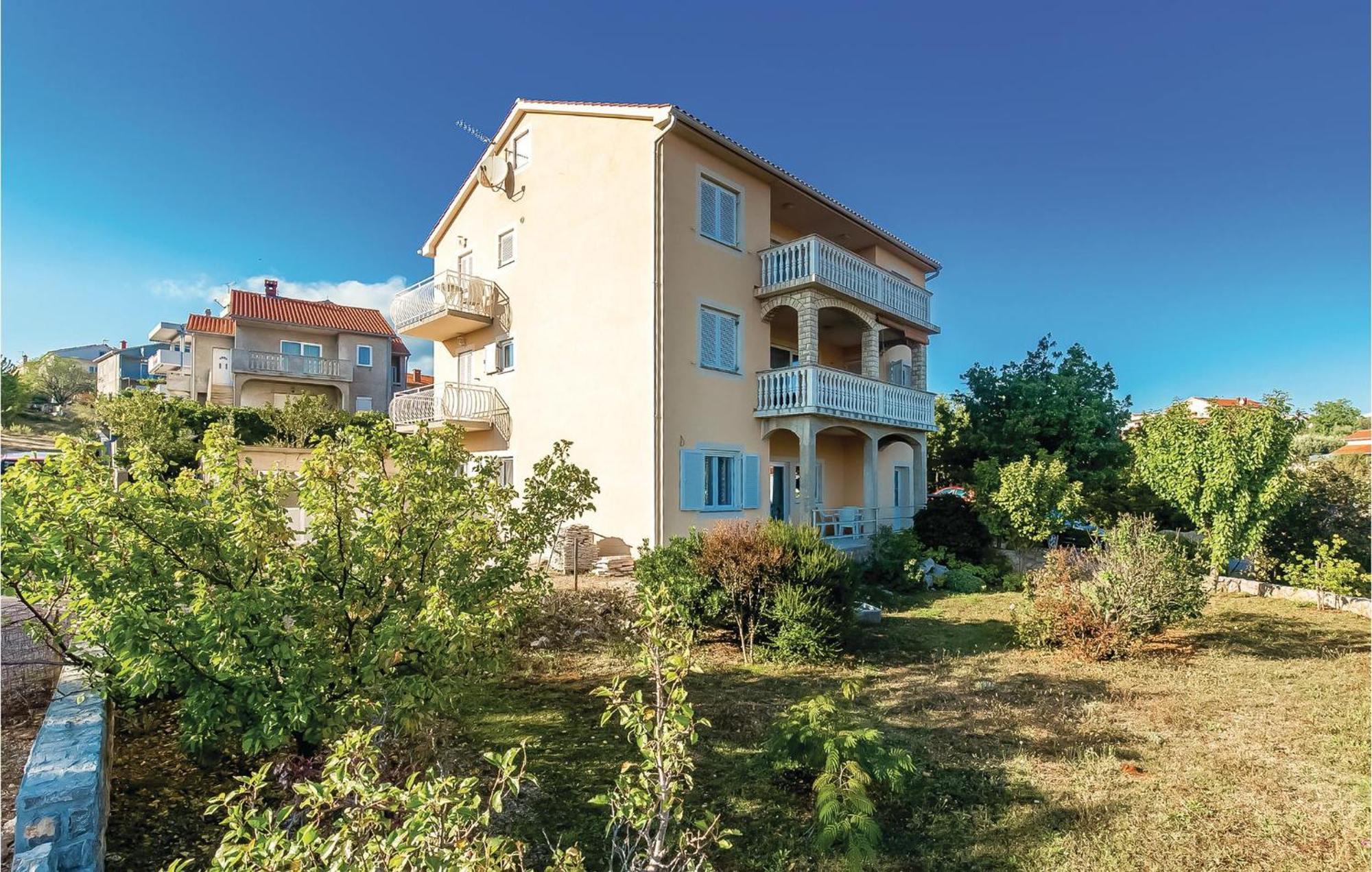 Stunning Apartment In Kornic With House Sea View Kültér fotó